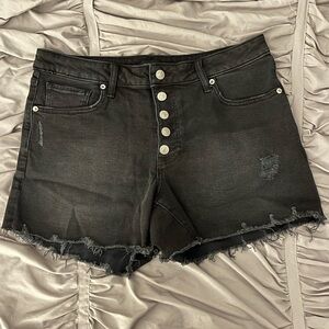 Express Women’s Boyfriend Midi Mid Rise Shorts Black Wash